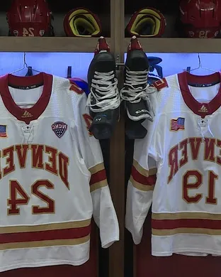 Denver Pioneers Hockey Kalamazoo