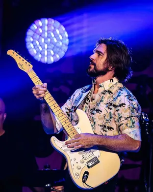 Juanes Cleveland