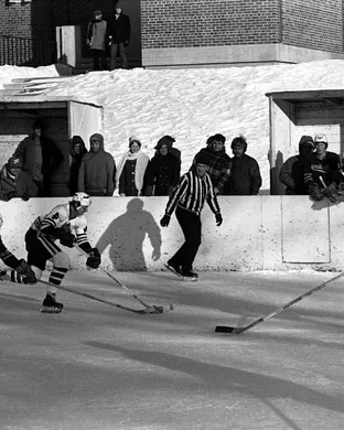 St Cloud State Huskies Hockey Kalamazoo